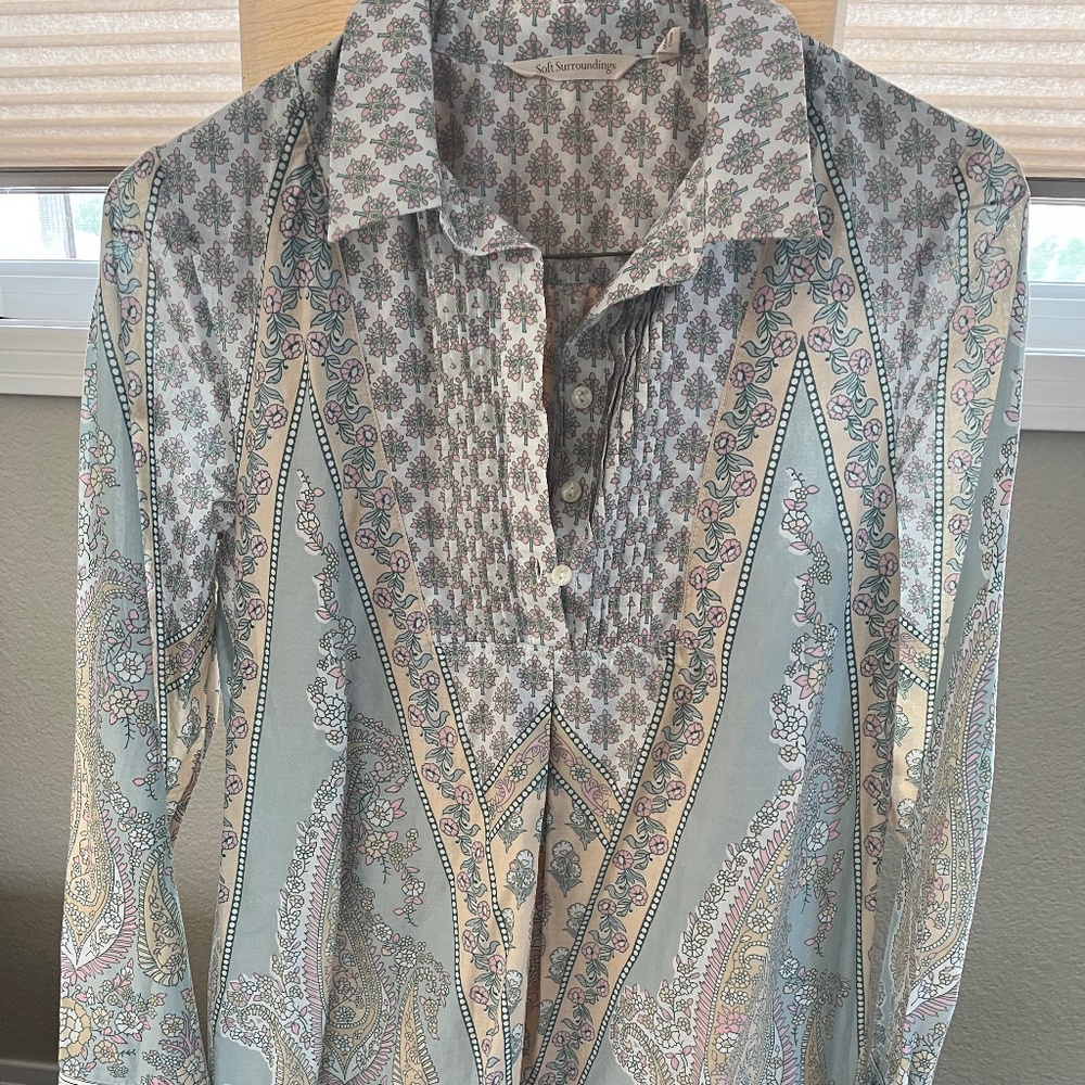 Soft Surroundings Sage Paisley Pintuck Button-Front Tunic